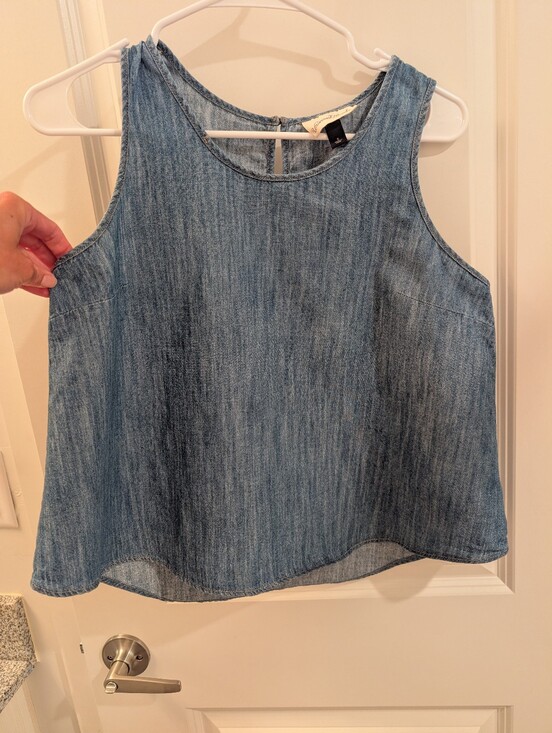 Universal Thread Tops - Universal Thread Cropped Sleeveless Top (Lyocell)